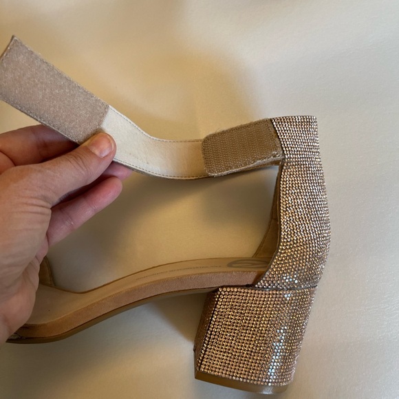WISHBONE
Adriana Heel Sandals Rose Gold, Crystals, Elegant, Festive, Size 10 - Picture 13 of 14